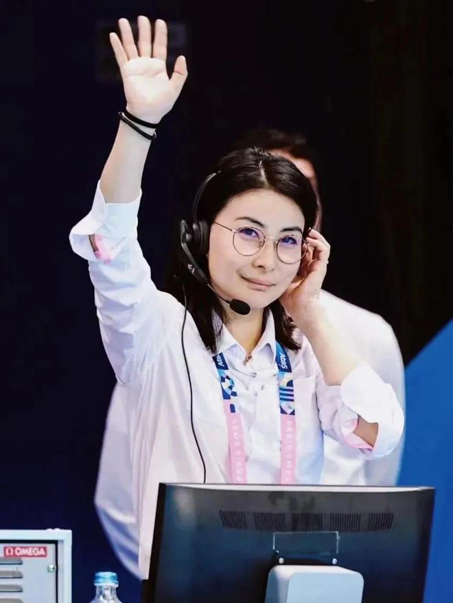 星歐平台官網:郭晶晶、惠若琪新身份亮相奧運會!她們都是人生的冠軍